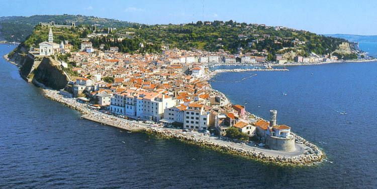 Dom Mladinske Knjige Fiesa Ξενοδοχείο Πιράν Εξωτερικό φωτογραφία